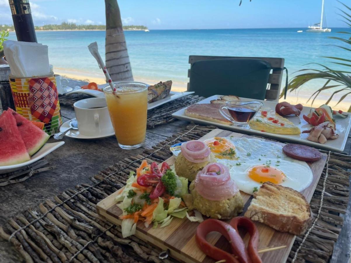 Afreeka Beach Hotel لاس تاريناس المظهر الخارجي الصورة
